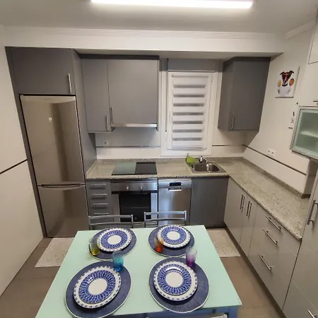 Piso Centrico En Con Aparcamiento Viveiro