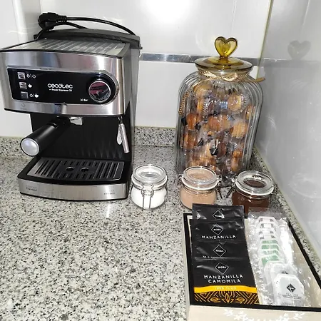 Piso Centrico En Con Aparcamiento アパート ビベイロ