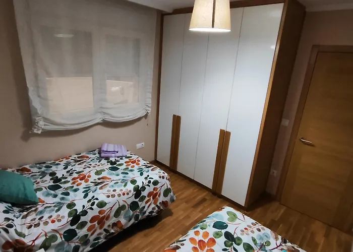 Piso Centrico En Con Aparcamiento Lejlighed *